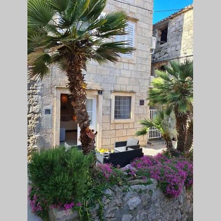 Studio Apartment Marella Vis Dış mekan fotoğraf